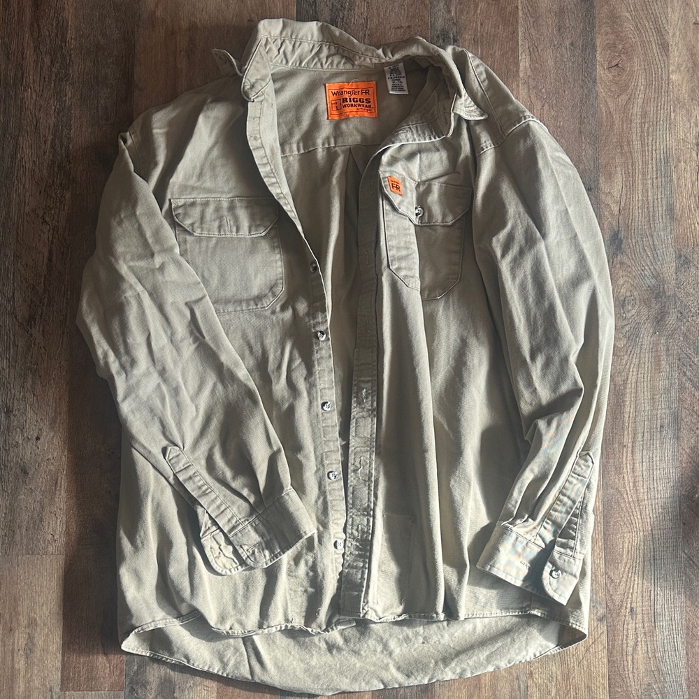 Men's Wrangler FR Button-Up